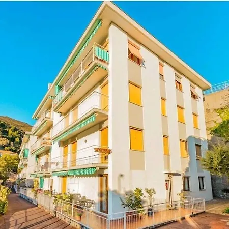 Rum i privatbostad Oasi Relax Riviera Alassio